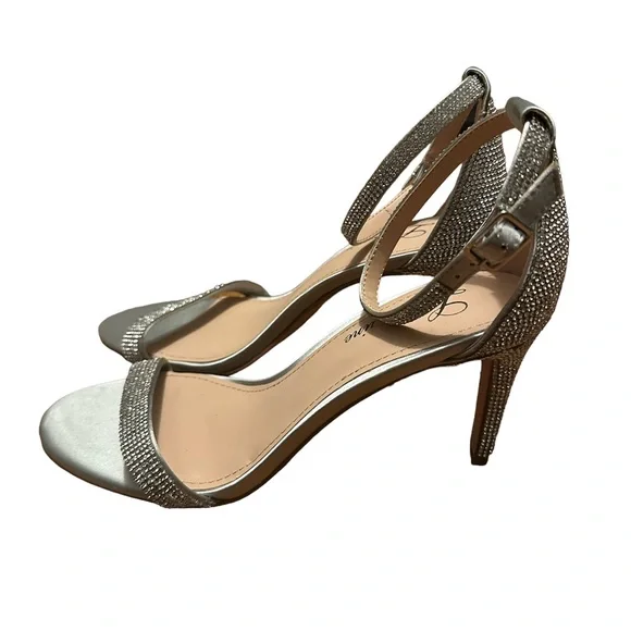 ❗️NWOT❗️ L Lorraine Silver Embellished Strap Ankle Strap 2” Stiletto Heel Sandal - Picture 1 of 4